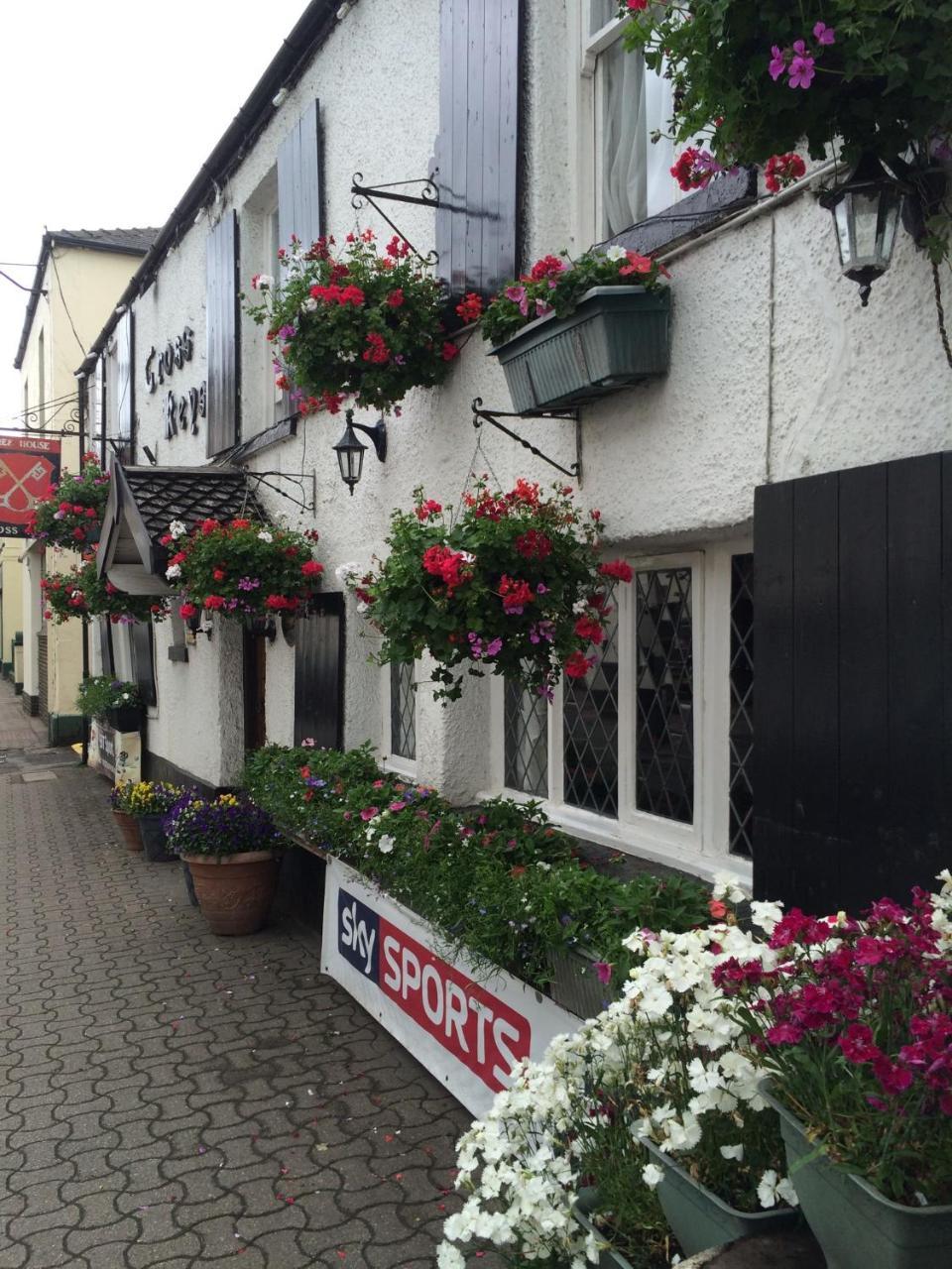 אסק The Crosskeys Inn מראה חיצוני תמונה